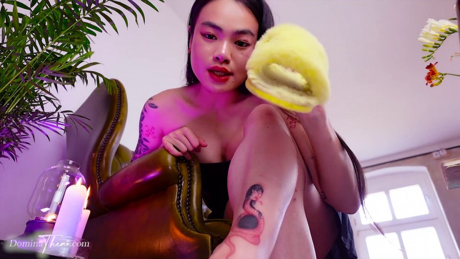 Thea X – Goddess Thea – Slipper Sniffer Thea X – Goddess Thea – Slipper Sniffer